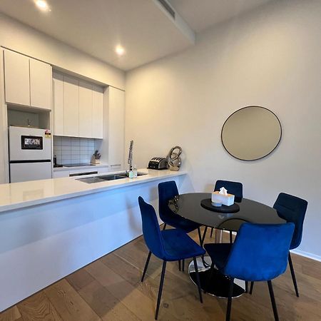Luxe 2Br Executive Apartment Kingston Pool Parking Wifi Bbq Wine Exteriér fotografie