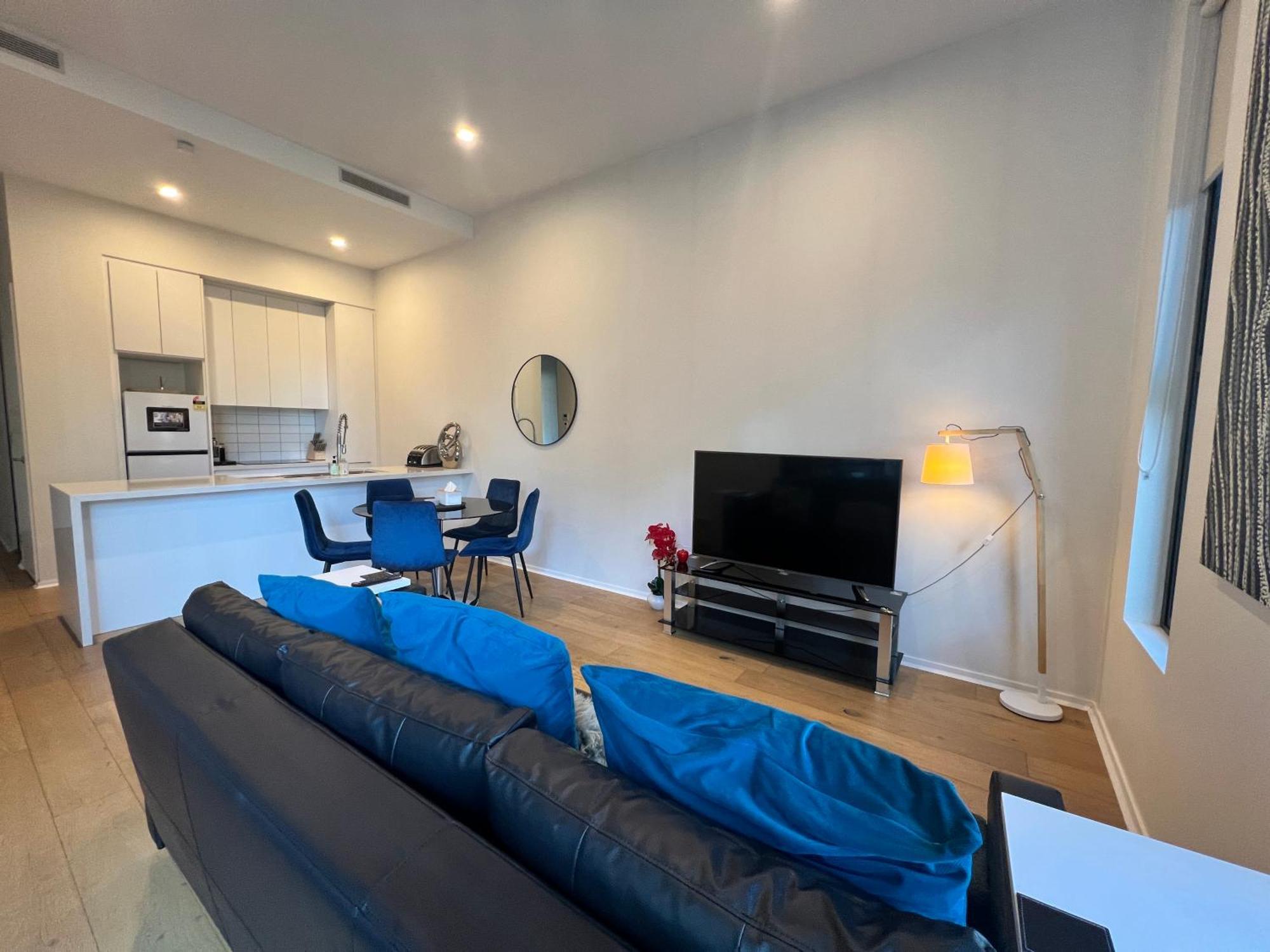 Luxe 2Br Executive Apartment Kingston Pool Parking Wifi Bbq Wine Exteriér fotografie