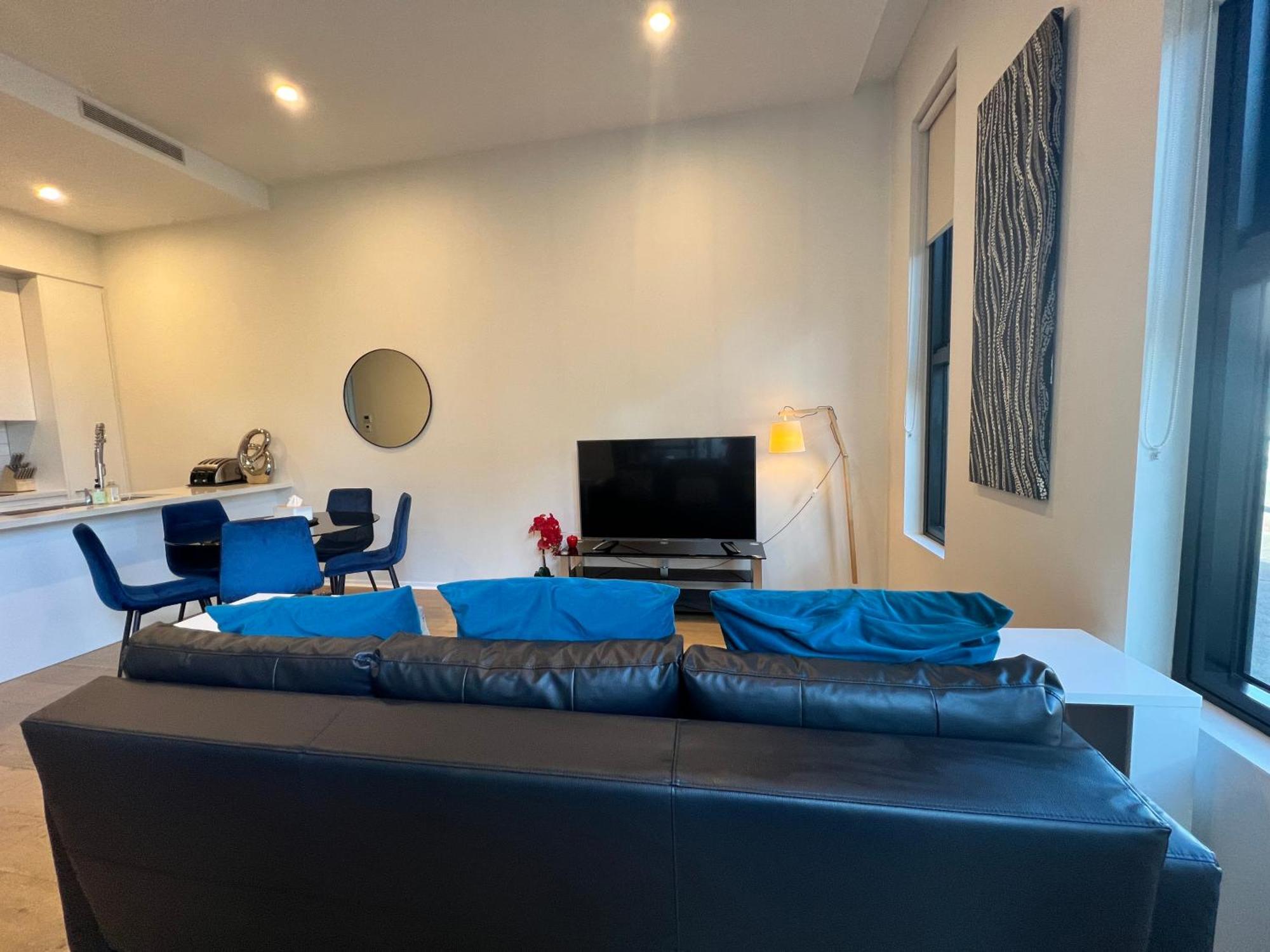 Luxe 2Br Executive Apartment Kingston Pool Parking Wifi Bbq Wine Exteriér fotografie
